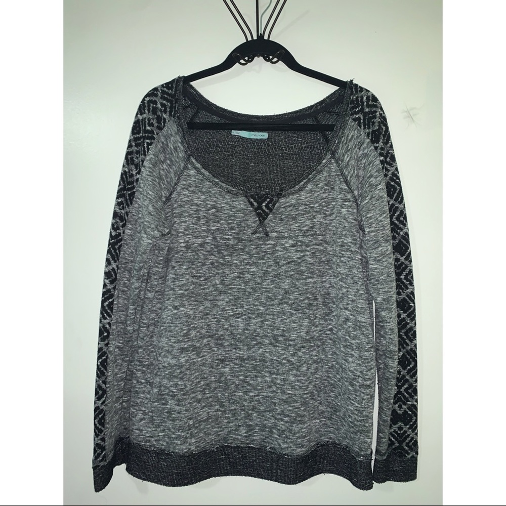 long sleeve designed grey heather shirt